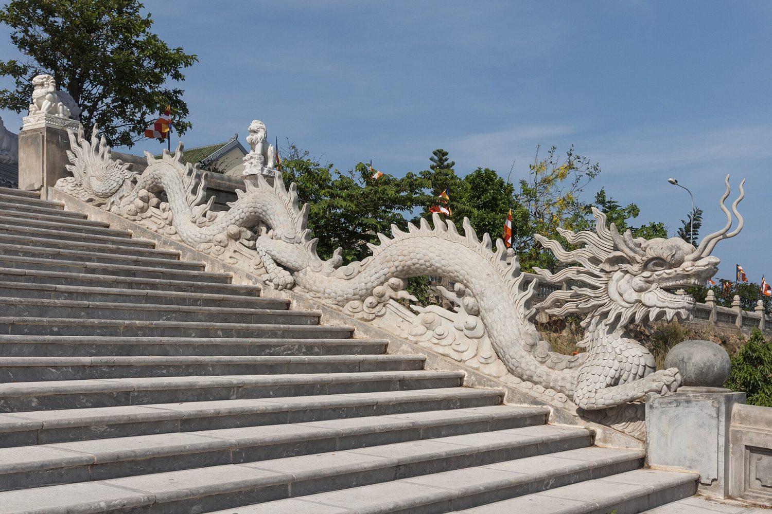 Bà Nà Hills – Cầu Vàng